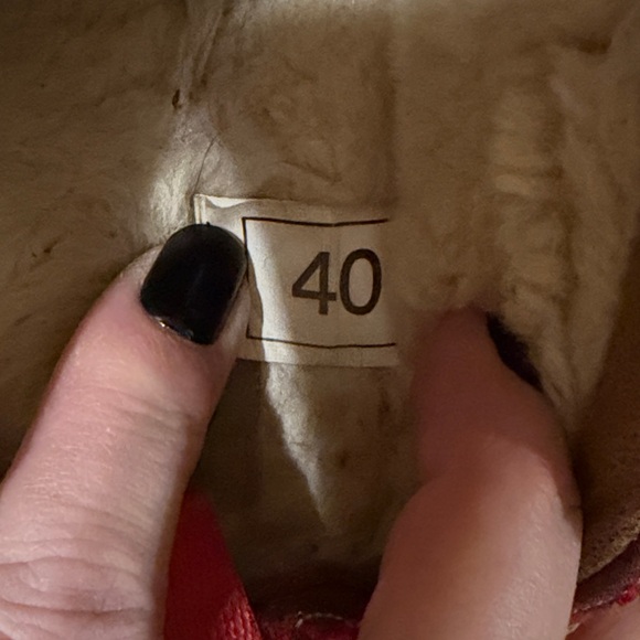 UGG Men's Tan Loafers with Red Accents - Picture 3 of 14